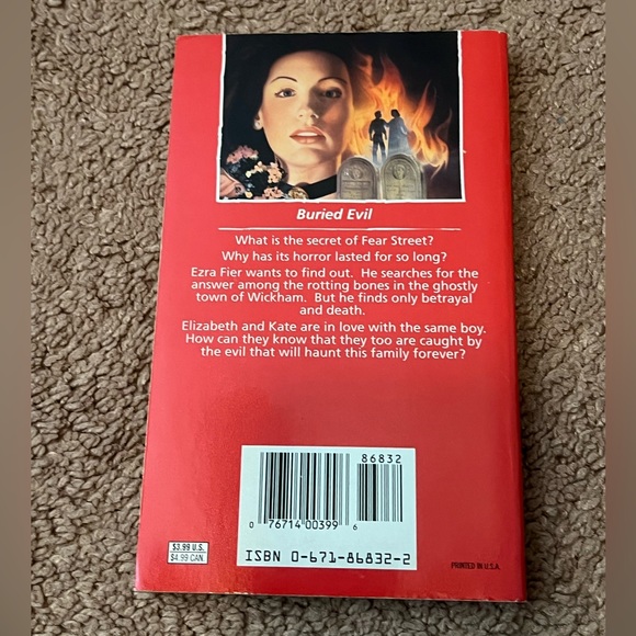 The Fear Street Saga: Where the Terror Began - The Secret - R. L. Stine - Picture 2 of 3